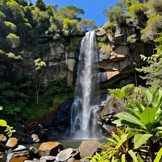 Cachoeira Grande Serra do Cipo: Um Paraíso Natural Cachoeira Grande Serra do Cipo: Um Paraíso Natural