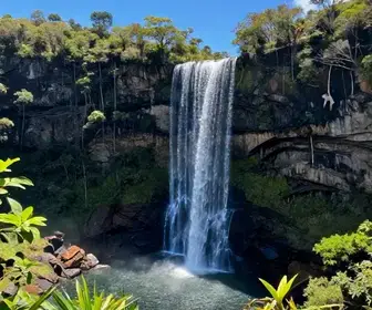 Descubra a Beleza da Cachoeira do Tabuleiro na Serra do Cipó Descubra a Beleza da Cachoeira do Tabuleiro na Serra do Cipó